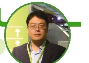 李鹏副教授在2013 UEGW年会现场